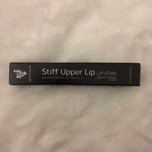 Younique Stiff Upper Lip - Skittish